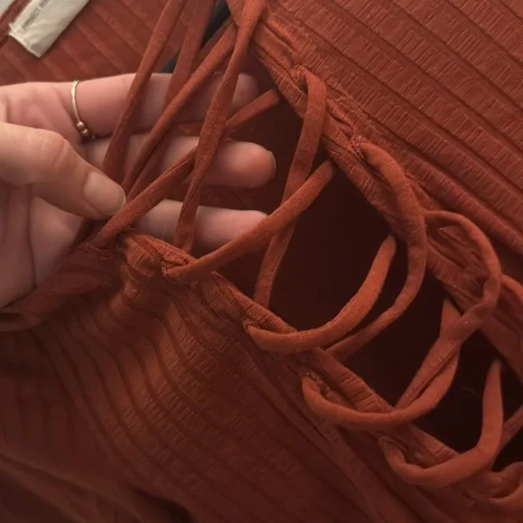 🔥 Project Social T by Urban Outfitters | Crisscross V-Neck Top | Size Small 🔥 - Picture 3 of 4